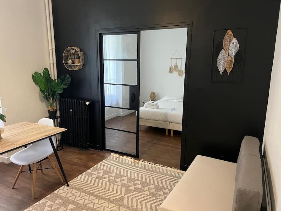 Appartement Magnifique Paris 18 Eksteriør billede