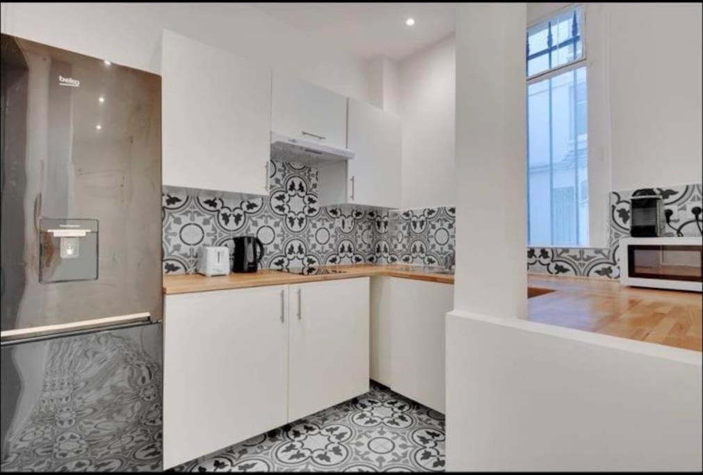 Appartement Magnifique Paris 18 Eksteriør billede
